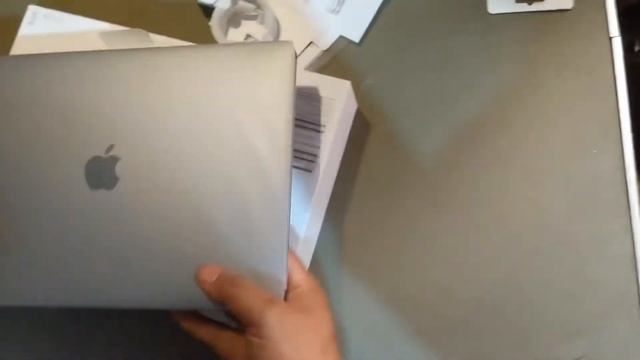 Unboxing Apple MacBook Pro 2020 M1( Top Spec ) - RAM 16G 512GB PCle $1939