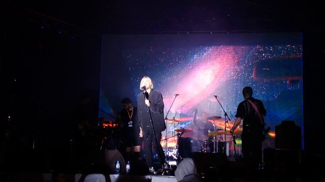 Максим Свобода - Мимо подъездов live