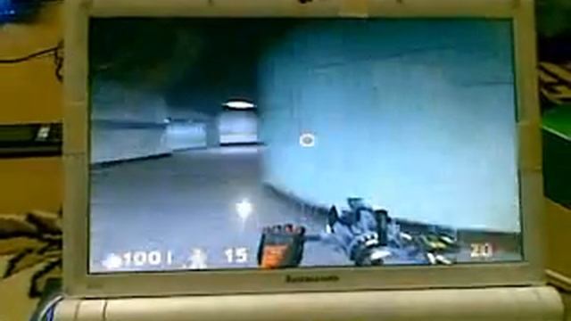 Play Half-life (CS 1.6) On Lenovo IdeaPad S10