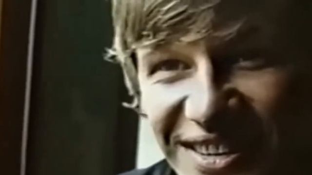 Все были против тебя, значит ты не прав, потому что все не могут быть не правы. Стадо.