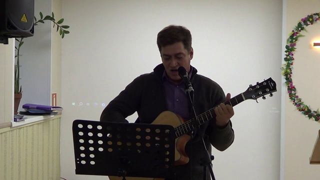 Когда кругом уныло и темно