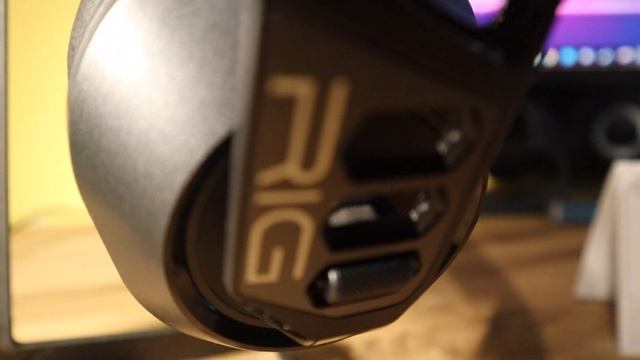 Lag Free Wireless Headset - Poly Rig 700HS Review