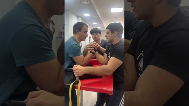 💪ARMWRESTLING💪