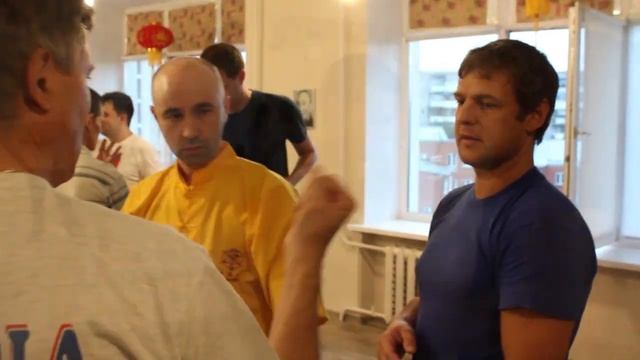 ВИН ЧУН: 4 - Тан сау 摊手 Tān Shǒu (Tan Sao) / Ган сау 耕手 Gēng Shǒu (Gang Sao)