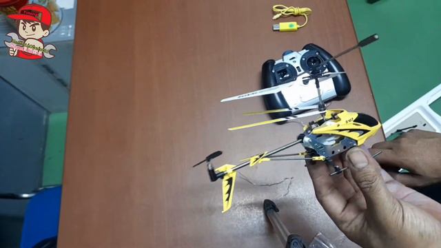 Unboxing RC Helicopter SYMA S107G