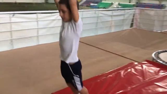 Новый батут. Сальто вперед.