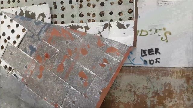 Обрушение утеплительного слоя многоэтажки Запорожья