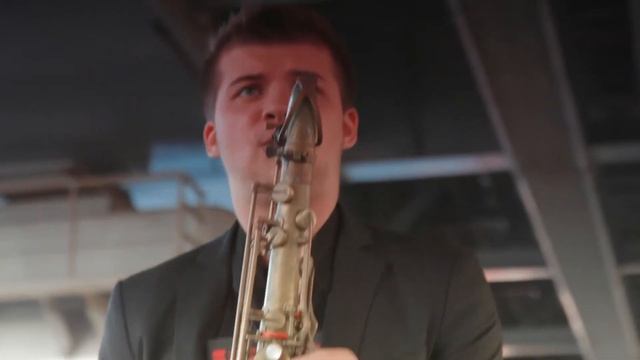 Заказ живой музыки на праздник, свадьбу, для свадьбы, юбилея, праздника в Москве +7 985-016-81-37