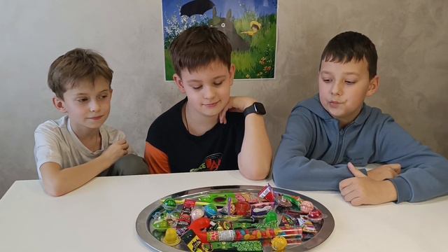 НОВЫЙ ОТКУСИ, ЛИЗНИ или НИЧЕГО ЧЕЛЛЕНДЖ !