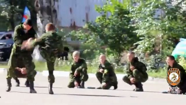 Показательные спарринги  День ВДВ в Донецке