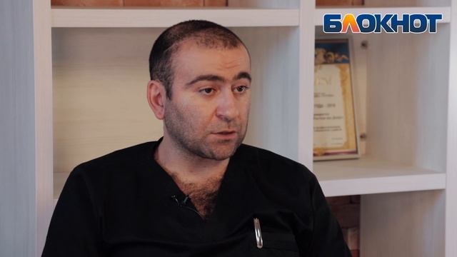 Можно ли переносить простуду на ногах?