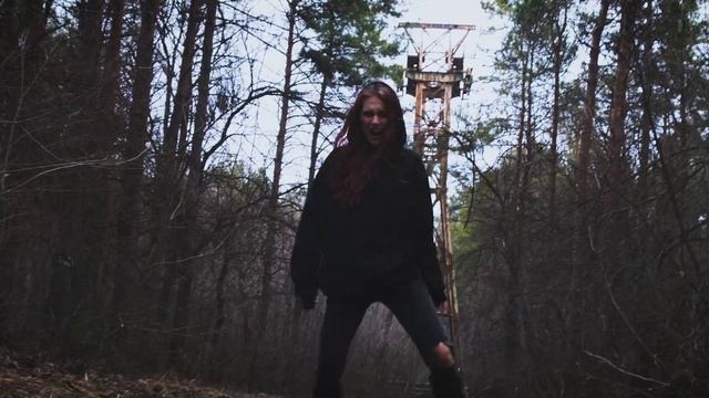 The Pretender - Foo Fighters (Cover By Fabienne Erni Feat. Michalina Malisz)