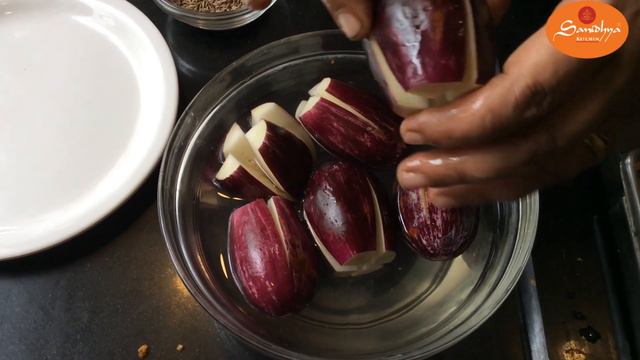 Non-Vegetarian Stuffed Brinjal/egg Plant. Bharli Vangi.करंदी घालून भरली वांगी  .