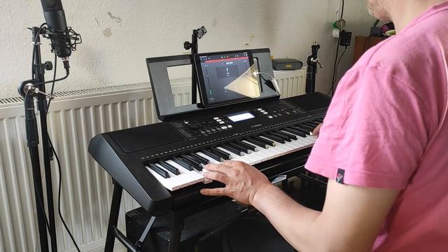 Yamaha PSR E 373 Dance Song Cover