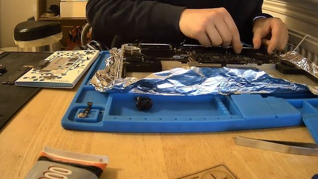 Macbook Pro 15 Late 2013 Battery Replacement Reassembly [Captions]