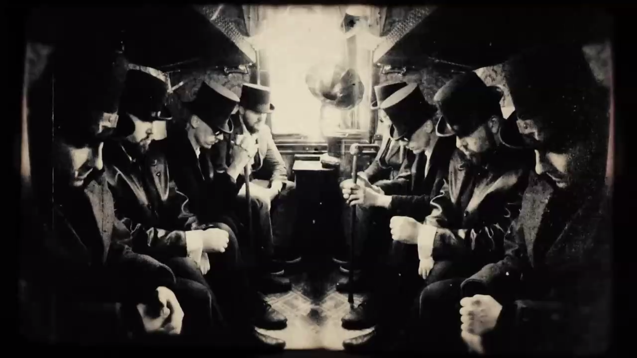 Жизнь вокруг нас