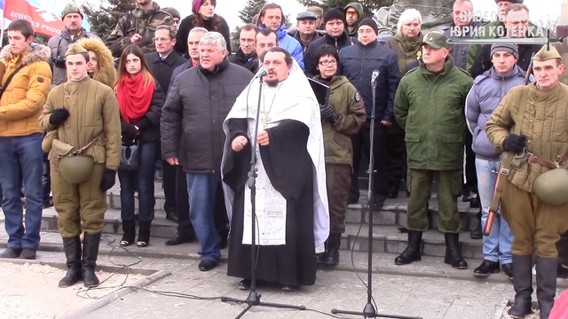 В АМВРОСИЕВКЕ ДНР ОТКРЫТ ПАМЯТНИК НЕИЗВЕСТНОМУ СОЛДАТУ