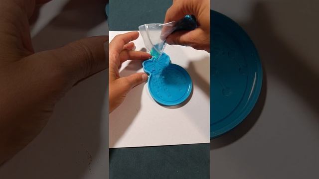 ? Елочные игрушки из эпоксидной смолы и блесток