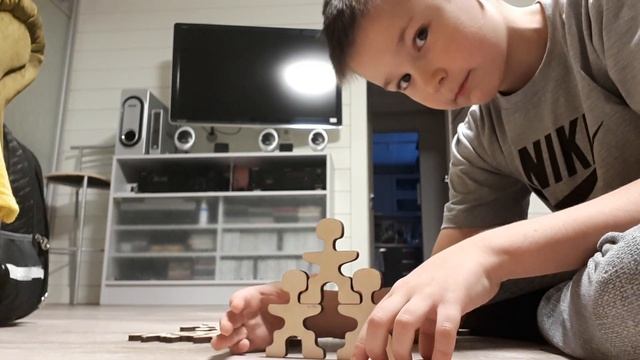 сколько я смогу поставить человечков в высоту?