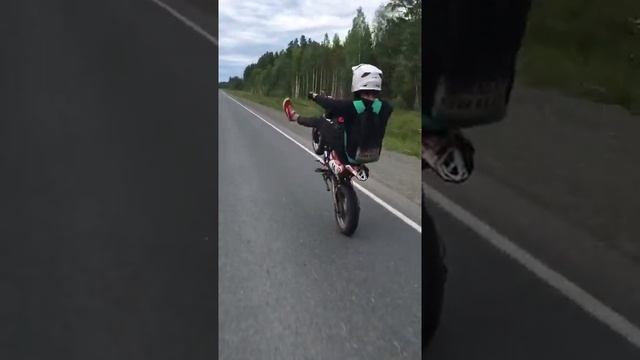 Скорость и техническое мастерство в гонках