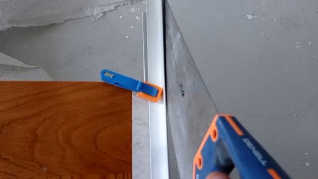 Как идеально ровно отпилить дверь (без сколов)