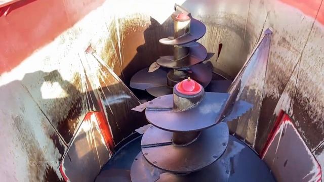 Вертикальные смесители кормораздатчики Колнаг