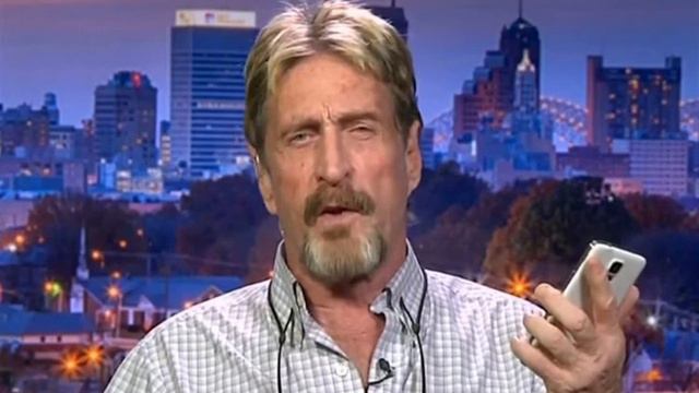 Джон Макафи запустил биткоин-приложение «Кто хочет стать миллионером?»