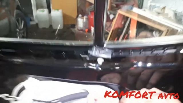 Ремонт дверей: снятие обшивки и замена ручек