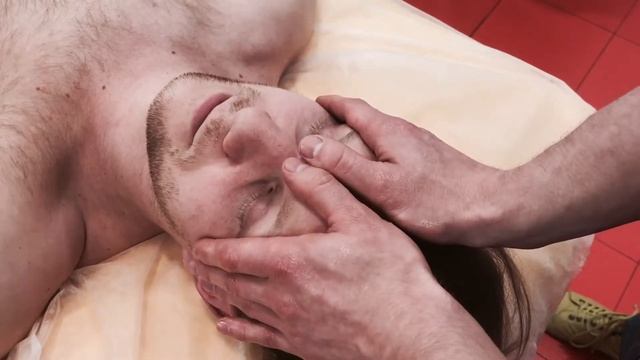 Массаж лица. Убираем межбровную морщину / GIRICH