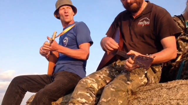 Частушки под балалайки на Аллаках. Наигрыш Подгорная