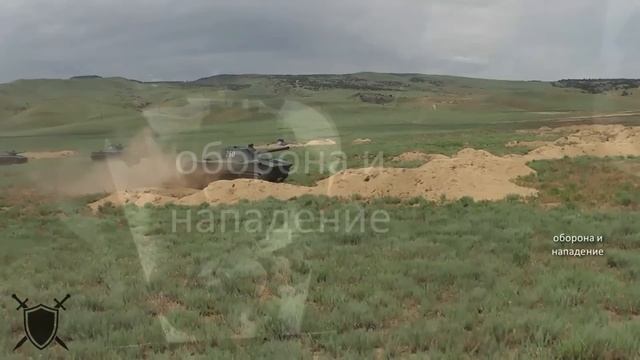ИНОСТРАНЦЫ НАПРУЖИНИЛИСЬ! УВИДЕВ САМОХОД НА ГУСЕНИЧНОМ ДВИЖИТЕЛЕ ДЛЯ ВДВ