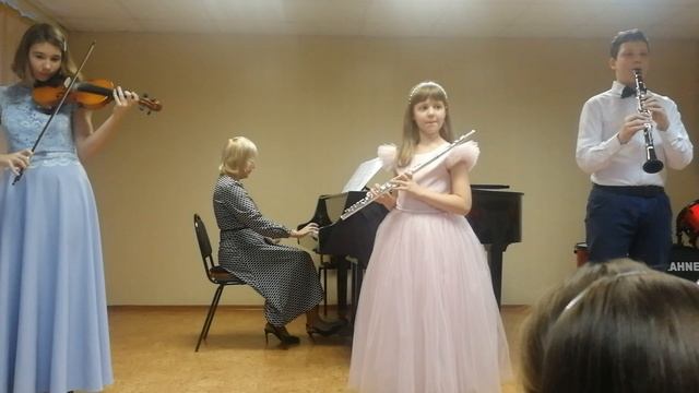 Моцарт. Ансамбль,, Созвучие 