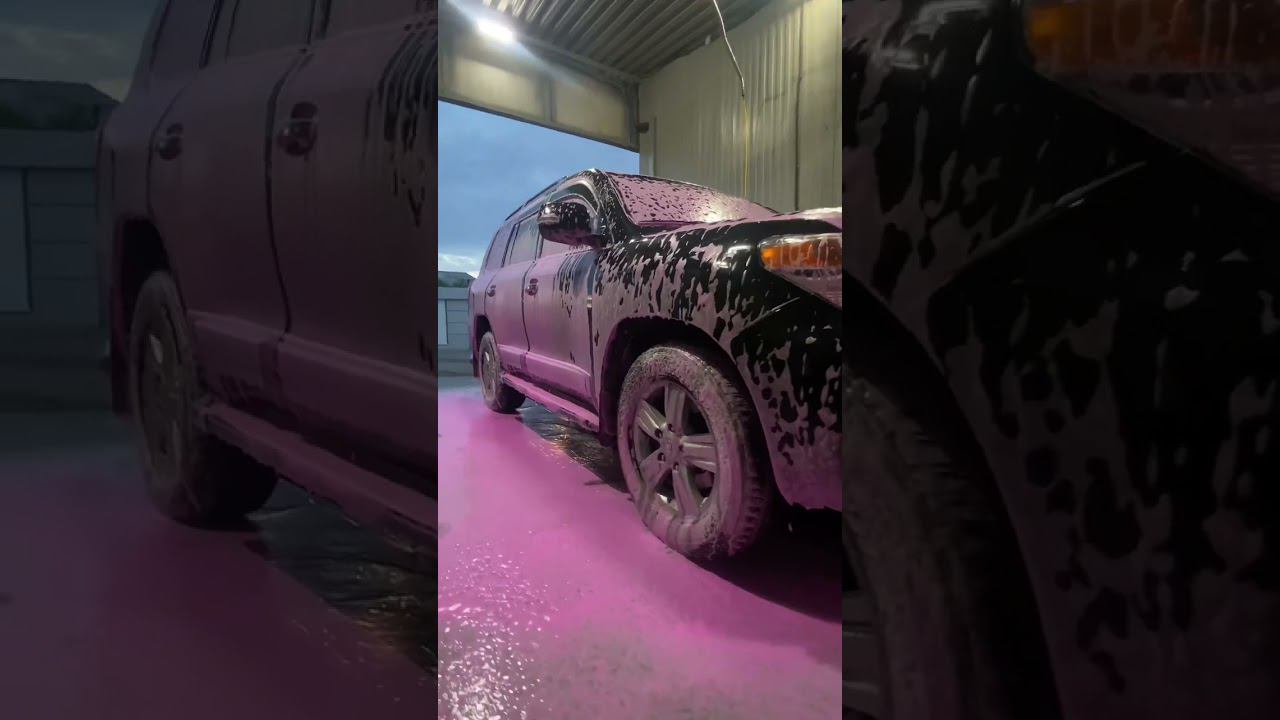 Toyota Land Cruiser 200 в розовой пене!
