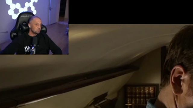 ЗУБАРЕВ СМОТРИТ ЛЮДИ ИКС ДНИ МИНУВШЕГО БУДУЩЕГО. МОМЕНТЫ СО СТРИМА. СМОТРЕТЬ ВСЕМ))