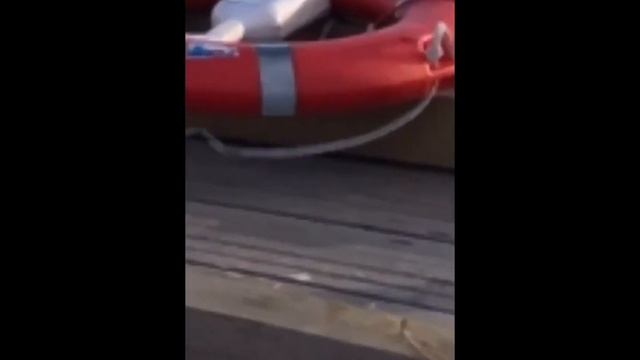 Как удалить предметы или людей с фотографии в приложении Retouch