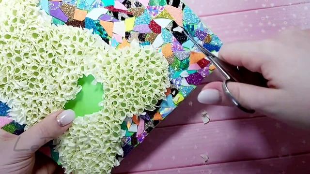 Супер яркая открытка к 8 марта из остатков кожзама и блестящего фома Переработка