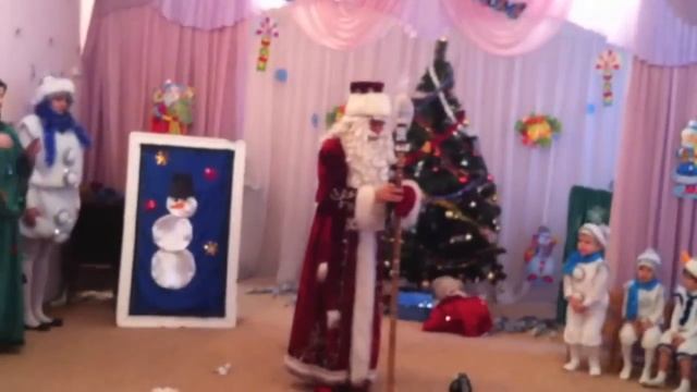 НОВЫЙ ГОД 2014 В ДЕТСКОМ САДУ, Https//www.youtube.com/user/sergej1111p