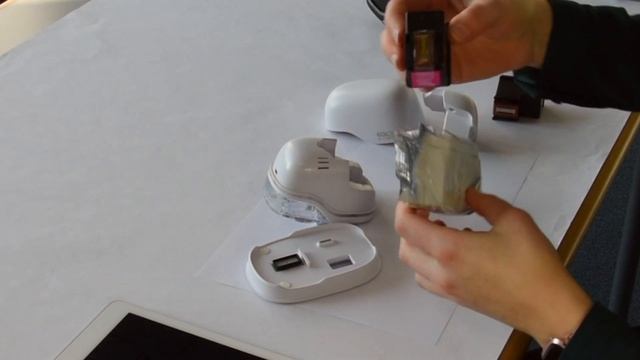 COLOP e-mark portable inkjet printer: How to change the ink cartridge