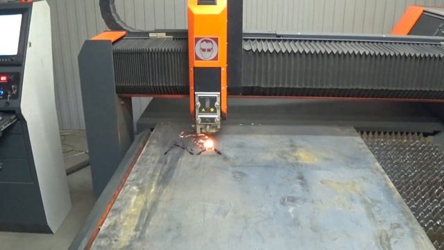 Изготовление Вольера. Художественная лазерная резка и витая труба. Станки для ковки серии ПРОФИ.