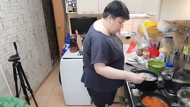 Сегодня готовлю ВКУСНЫЙ БОРЩ по старинному семейному рецепту В ШКОЛЕ получала за него ГРАМОТЫ