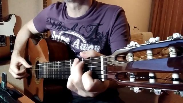 маленькой ёлочке холодно зимой