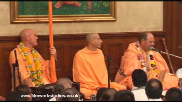 HH Radhanath Swami - HH Indradyumna Swami - HH Jayapataka Swami At Bhaktivedanta Manor May 2008