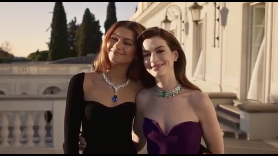 Bulgari Unexpected Wonders с Энн Хэтэуэй и Зендейей