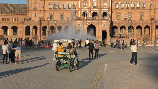 Seville | Plaza de España & Parque de María Luisa (4K)
