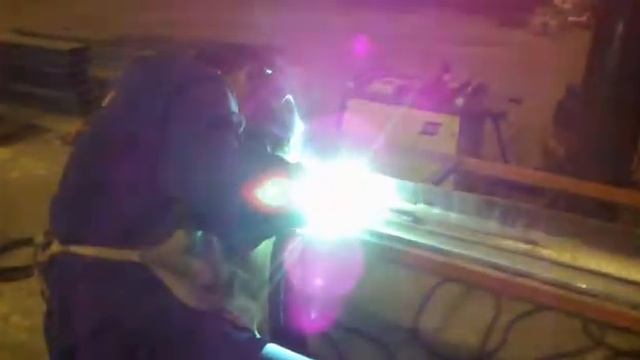 Montagem Vigas U Embarcação Miss Kate - #UFRJ