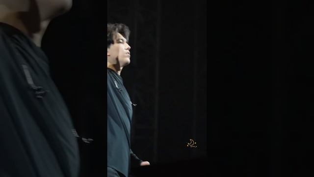 Dimash Love of tired swansChorusFancam2022.04.16 Prague Concert