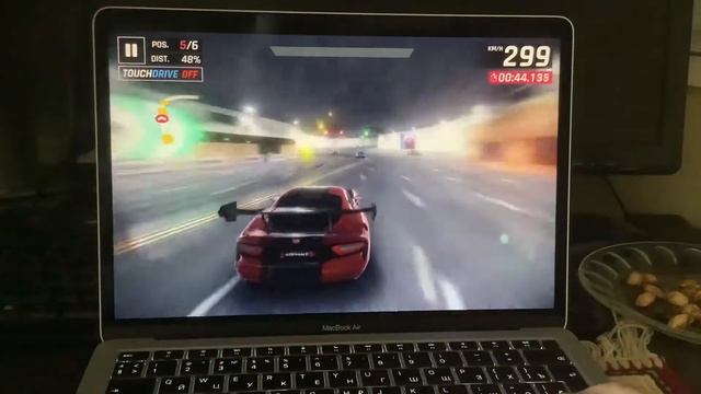 Gaming On MacBook Air M1 Asphalt 9 2022