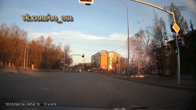 СТОЛБ ВЗОРВАЛСЯ. ОСА КАРАГАНДА