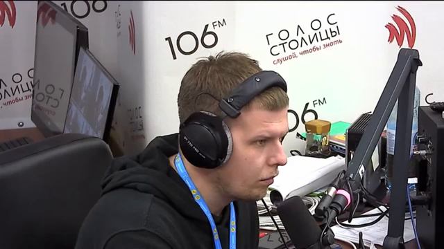 РОЖЕВЕ ПОМПИДУ (Книги): «100 експрес-уроків української», «50 відсотків рації»