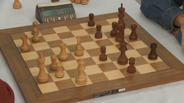 2016-03-10 GM Demchenko - GM Ponomariov GM Shipov CommentAeroflot Open BLITZ